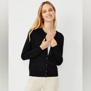 Ann Taylor Buttoned Cardigan Sweater Cotton Knit Crew Neck Womens Medium Black